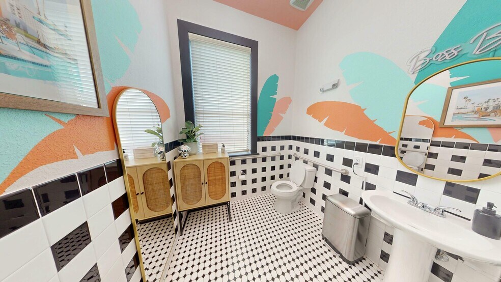 More Photos Of 104-110 S Park Ave, Sanford Storefront Retail Office For Sale