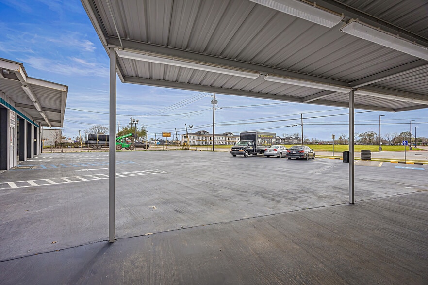 More Photos Of 2801 Shaver St, Pasadena Auto Repair For Sale