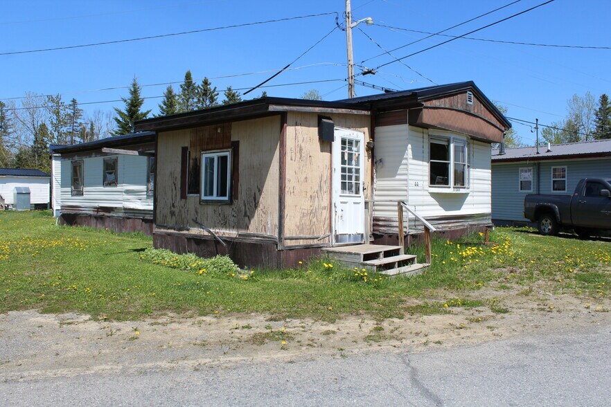 More Photos Of 590 Access Hwy, Caribou Manufactured Housing Mobile Home Park For Sale