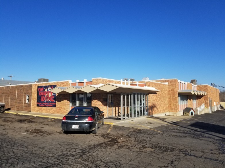 Primary Photo Of 3120 S Kansas Ave, Topeka Manufacturing For Lease