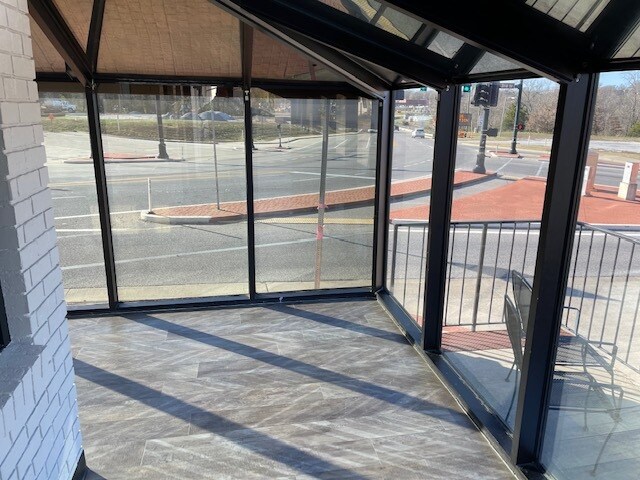 More Photos Of 502 N 3rd St, Ozark Storefront Retail Office For Sale