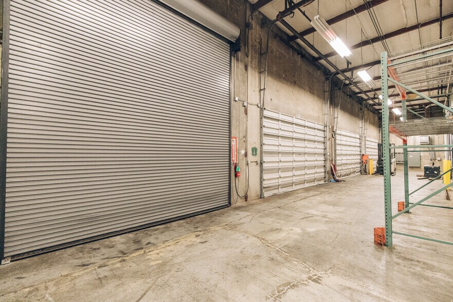 More Photos Of 2331 NW 23rd Ave, Portland Warehouse For Sale