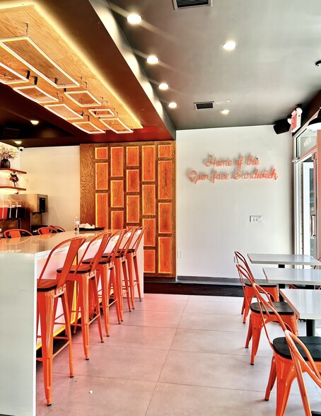 More Photos Of 31-01 30th Ave, Astoria Storefront Retail Residential For Lease