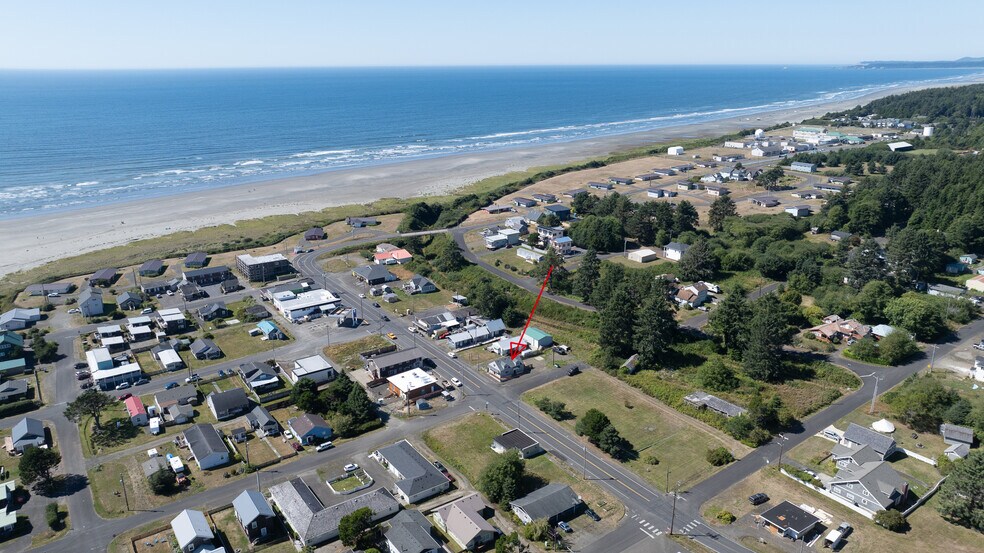 More Photos Of 40 Main St, Pacific Beach Flex For Sale