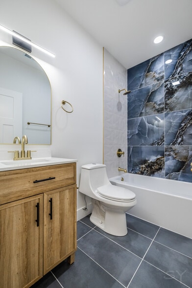 More Photos Of 1245 S Fairfield Ave, Chicago Apartments For Sale