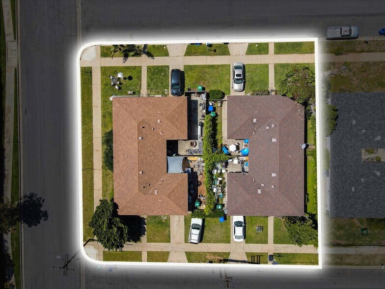 More Photos Of 1634-1638 Burroughs St. & 1633-1637 Moreno St., Oceanside Apartments For Sale