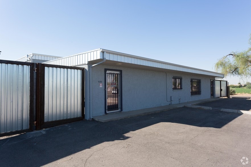Primary Photo Of 6863 W Frier Dr, Glendale Warehouse For Lease