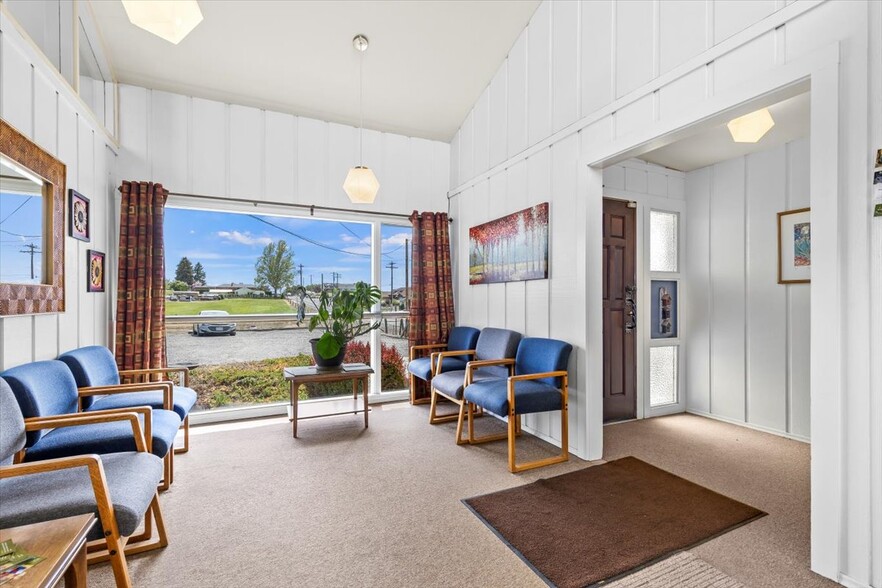 More Photos Of 781 Roza Dr, Zillah Healthcare For Sale