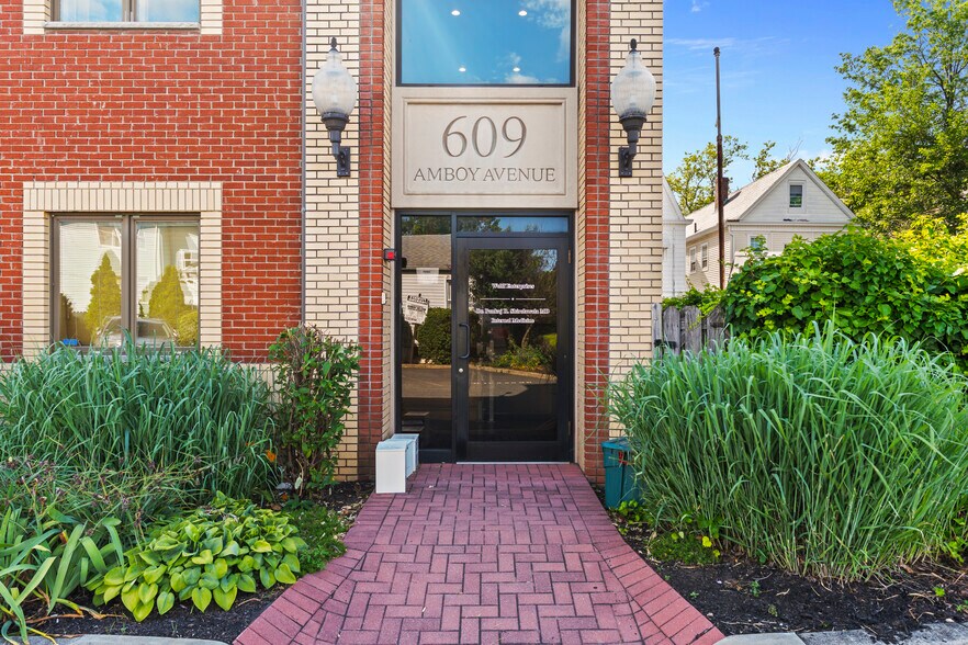 More Photos Of 613 Amboy Ave, Perth Amboy Medical For Lease