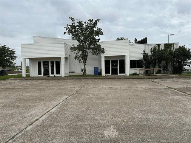 Primary Photo Of 1528 E Prien Lake Rd, Lake Charles Office For Lease