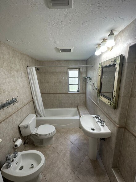 More Photos Of , Coral Gables Multifamily For Sale