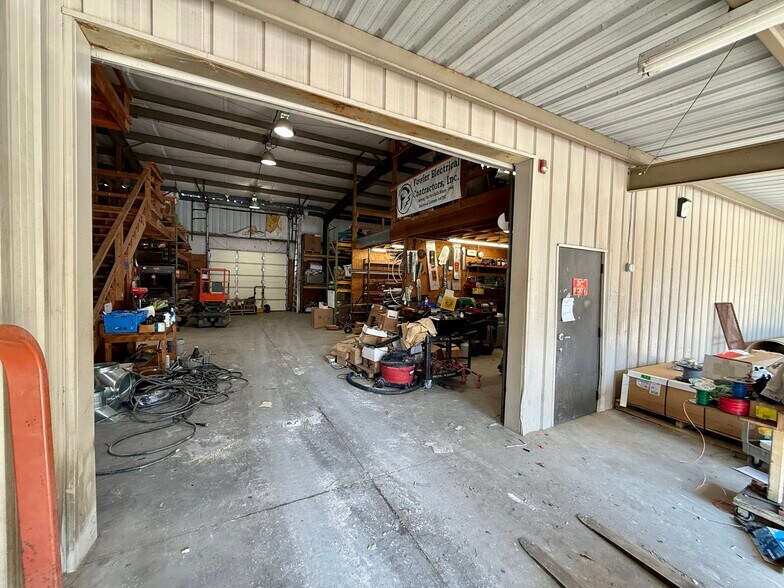 More Photos Of 7718 NC 22 Hwy, Carthage Warehouse For Lease