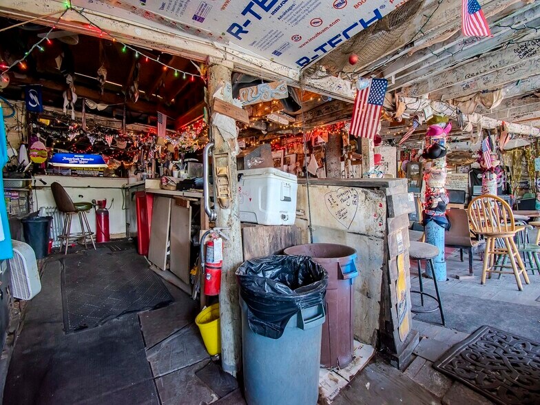 More Photos Of 1761 Beckett Way & US Highway 19, Tarpon Springs Bar For Sale