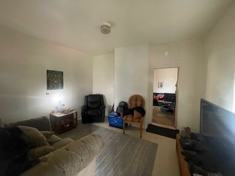 More Photos Of 5 N Eagle St, New Buffalo Apartments For Sale