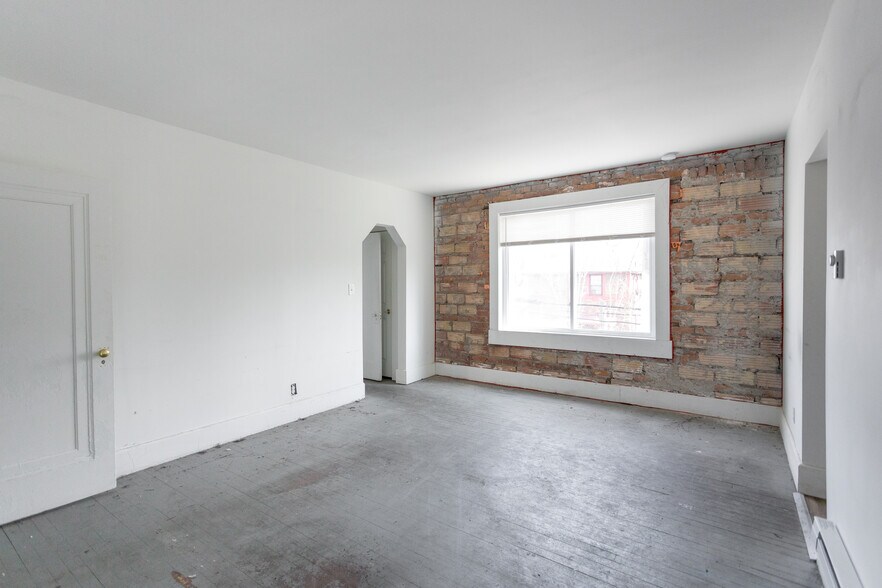 More Photos Of 3017-3029 W Buena Vista St, Detroit Apartments For Sale