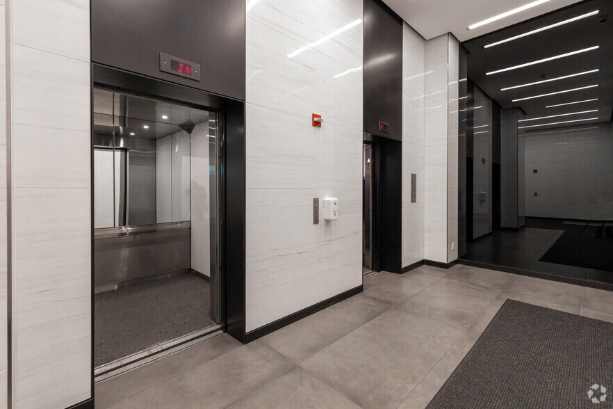 More Photos Of 244-252 W 54th St, New York Medical For Lease