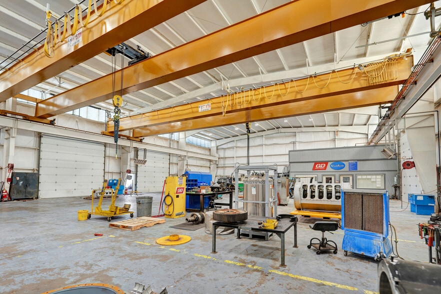 More Photos Of 2010/2015 44th St, Odessa Industrial For Sale