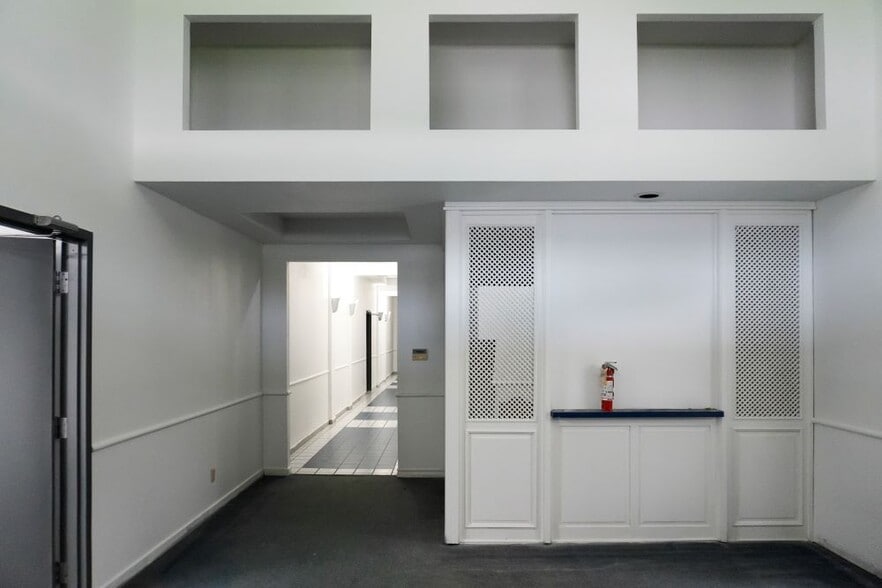 More Photos Of 423 W Cleveland Blvd, Aransas Pass Medical For Sale