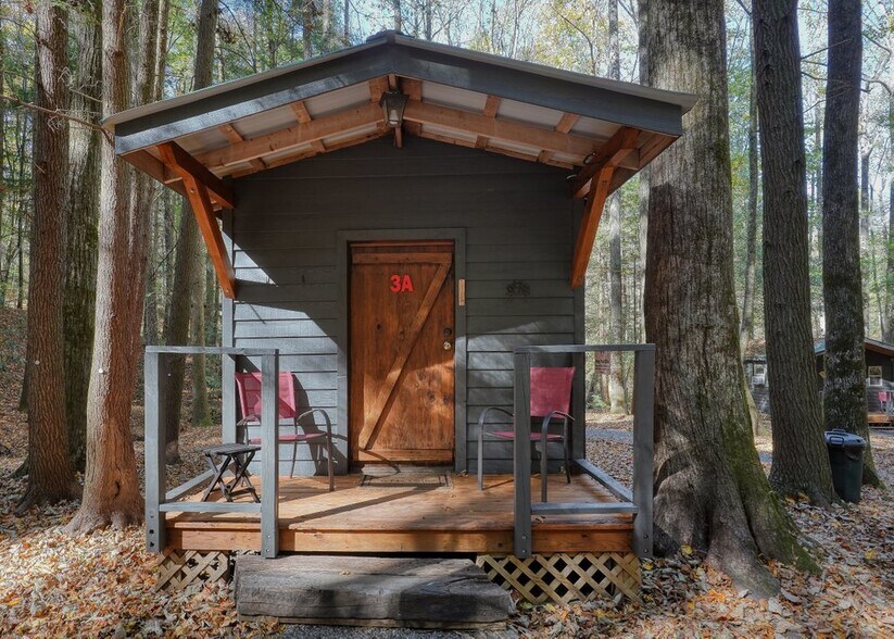 More Photos Of 400 Mulberry Gap Rd, Ellijay Hospitality For Sale