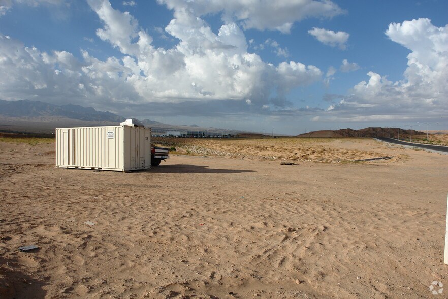 More Photos Of Interstate 15 Southbound Exit Corner & Falcon Ridge, Mesquite Land For Sale