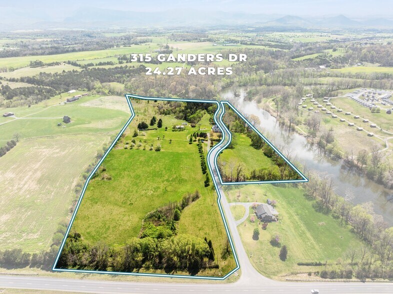 More Photos Of 315 Ganders Dr, Luray Hospitality For Sale