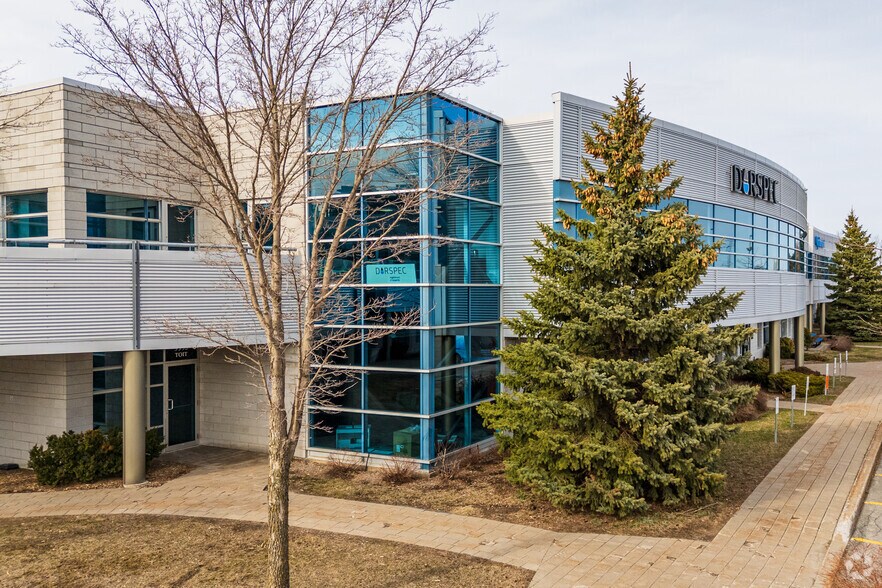 More Photos Of 9975-9995 St De Châteauneuf, Brossard Office For Lease