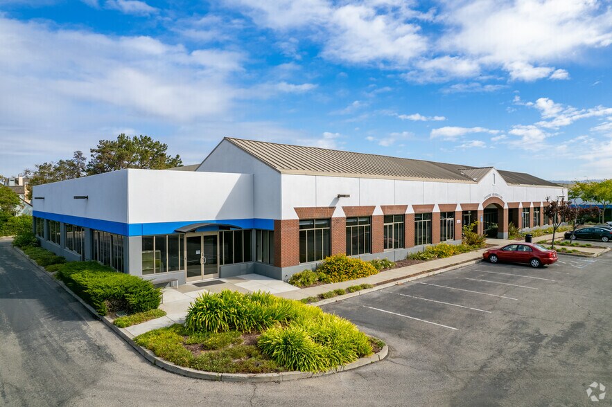 More Photos Of 300 Wind River Way, Alameda Unknown For Lease