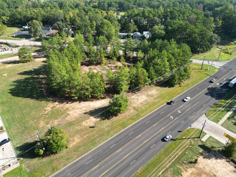 More Photos Of 2702-2756 E 5th St, Tyler Storefront For Sale