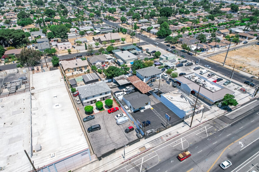 More Photos Of 13449 Van Nuys Blvd, Pacoima Storefront Retail Office For Sale