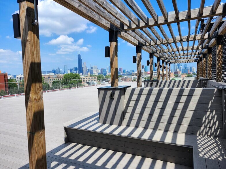 More Photos Of 2150 S Canalport Ave, Chicago Loft Creative Space For Lease