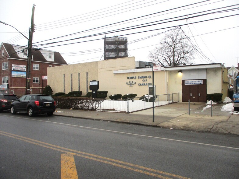 More Photos Of 1880 Rockaway Pky, Brooklyn Specialty For Lease