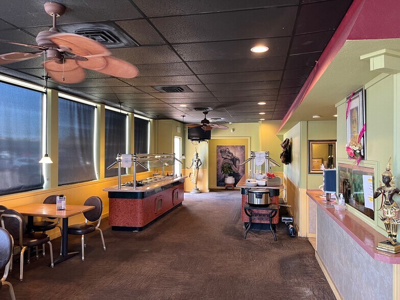 More Photos Of 8318 Gage Blvd, Kennewick Storefront Retail Office For Sale