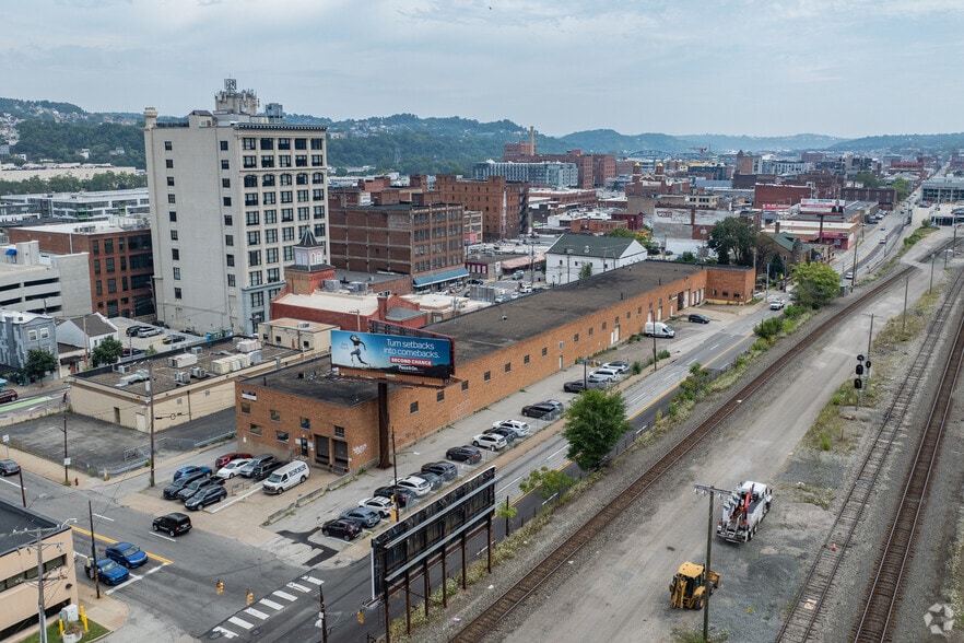 More Photos Of 1601 Liberty Ave, Pittsburgh Warehouse For Sale