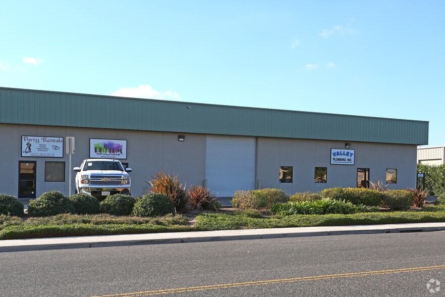 More Photos Of 5151 Pentecost Dr, Modesto Warehouse For Lease