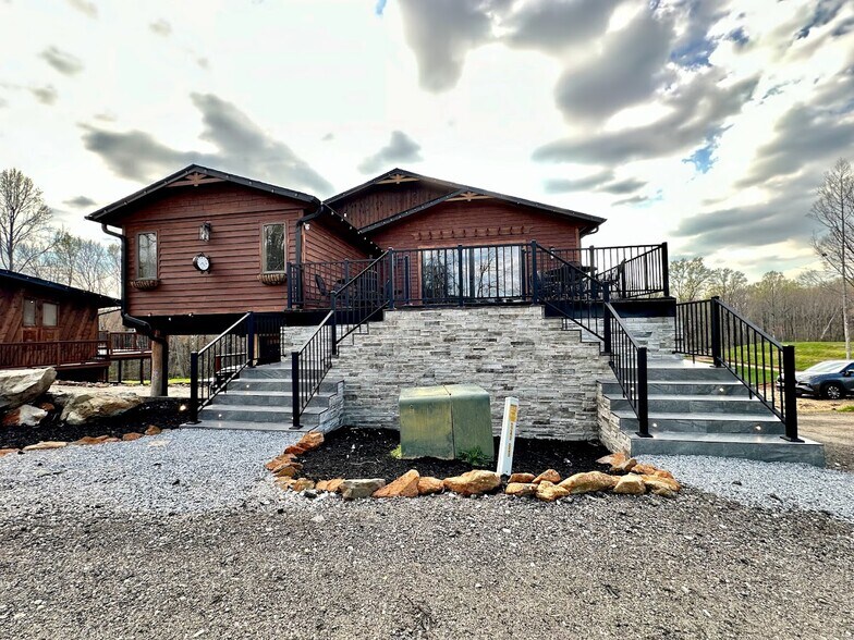 More Photos Of 550 Old Mill Rd, Campobello Lodge Meeting Hall For Sale