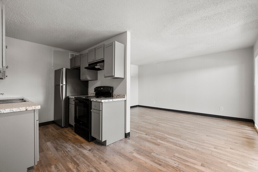 More Photos Of 1805 S Y St, Fort Smith Apartments For Sale