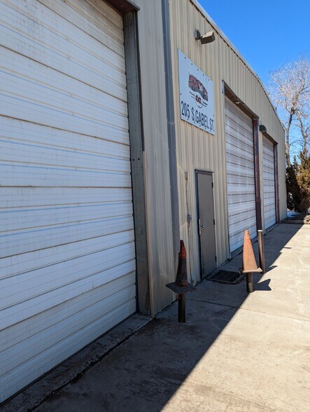 More Photos Of 205 Gabel St, Flagstaff Warehouse For Lease