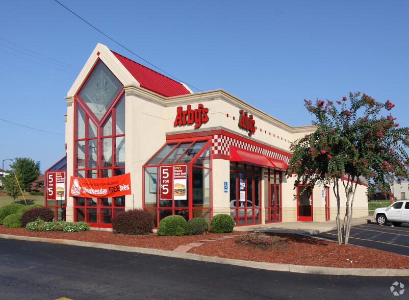 More Photos Of 133 Willow Ln, McDonough Unknown For Lease