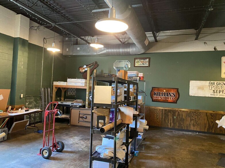 More Photos Of 1232 E Trafficway, Springfield Office For Sale