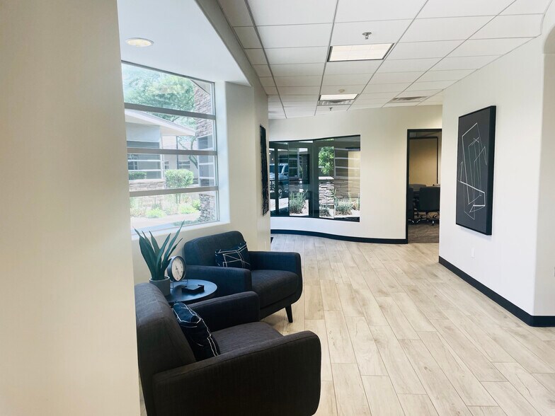 More Photos Of 4425 E Agave Rd, Phoenix Office For Lease