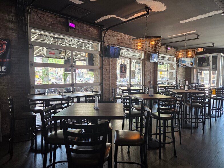 More Photos Of 4620 N Kedzie Ave, Chicago General Retail For Lease