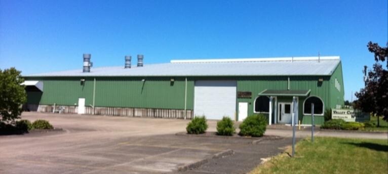 Primary Photo Of 1620-1720 W Airway Rd, Lebanon Manufacturing For Sale