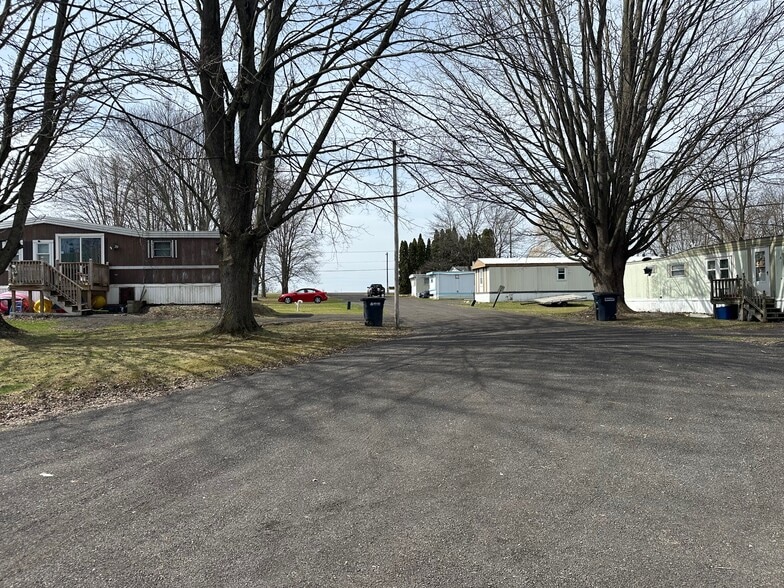 Primary Photo Of 2815 Miller Rd, Waterloo Village Manufactured Housing Mobile Home Park For Sale