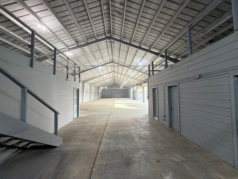 More Photos Of 2544 Chico Ave, South El Monte Manufacturing For Lease