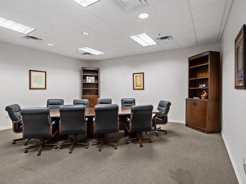 More Photos Of 3201 S Hardy Dr, Tempe Warehouse For Sale