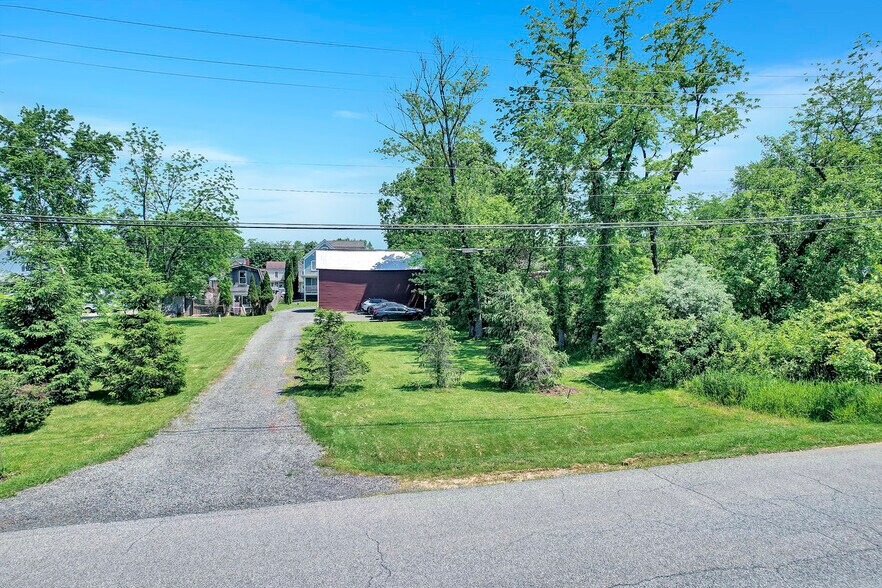 More Photos Of 131 Main St, White House Station Office Residential For Sale