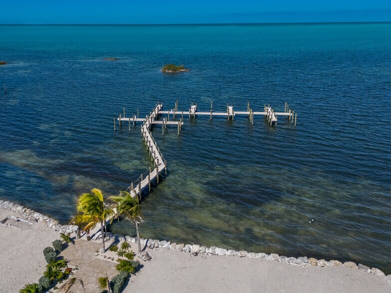 More Photos Of 990 41st St, Marathon Land For Sale