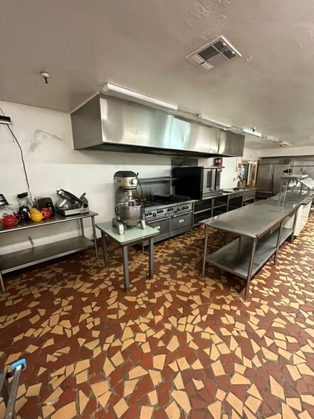 More Photos Of 602 Melton Ave, Auburndale Healthcare For Sale