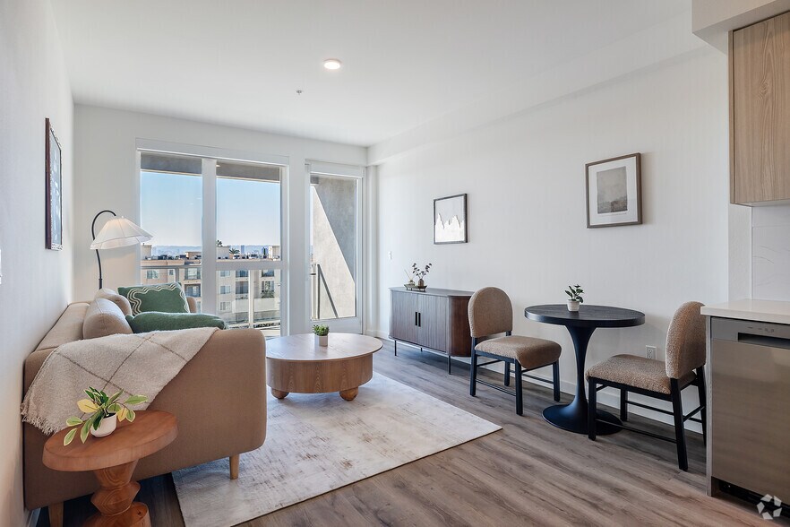 More Photos Of 988 S Manhattan Pl, Los Angeles Multifamily For Sale