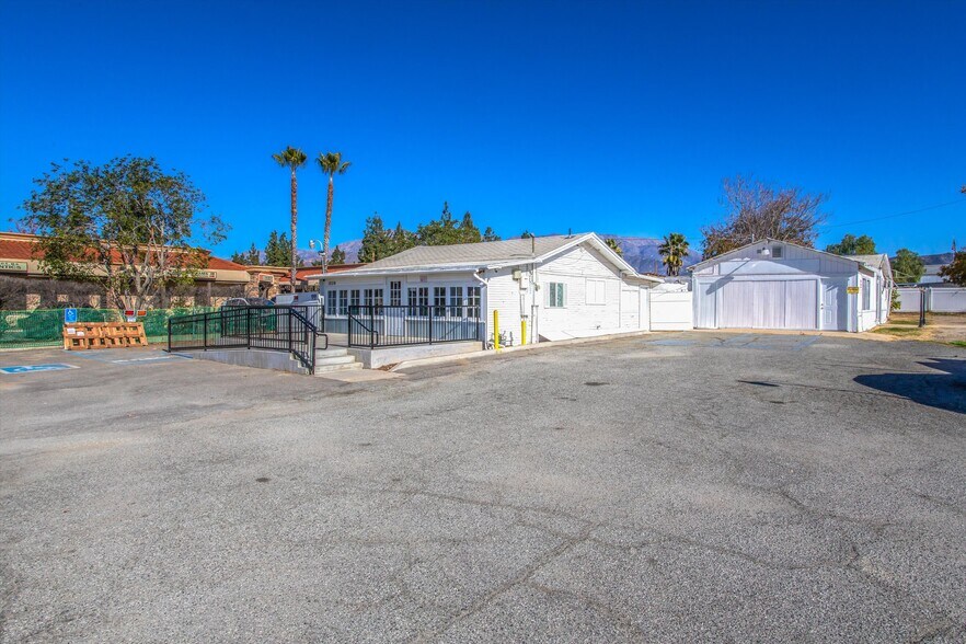 More Photos Of 1045 Calimesa Blvd, Calimesa Freestanding For Sale